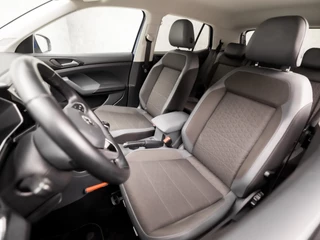 Volkswagen T-Cross (VIRTUAL COCKPIT, APPLE CARPLAY, GROOT NAVI, STOELVERWARMING, CLIMATE, SPORTSTOELEN, GETINT GLAS, ADAPTIVE CRUISE, NIEUWSTAAT) - afbeelding nr 14