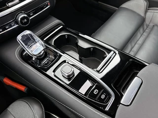 Volvo V60 Volvo V60 2.0 T6 AWD Plus Dark | 360° Camera | Trekhaak | Panoramadak | - afbeelding nr 9
