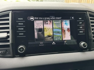 Škoda Karoq Skoda Karoq 1.5 TSI Sportline Automaat | Panoramadak | LED | Stoelverwarming | Adaptieve cruise control | Dode hoek detectie | Trekhaak uitklapbaar | Canton HiFi | Elektrisch bedienbare achterklep | Parkeersensoren voor en achter | Achteruitrijcamera - afbeelding nr 24