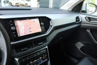 Volkswagen T-Cross Volkswagen T-Cross 1.0 TSI 110PK ACTIVE, Navi, Clima, Apple Carplay/ Android Auto, etc. - afbeelding nr 23