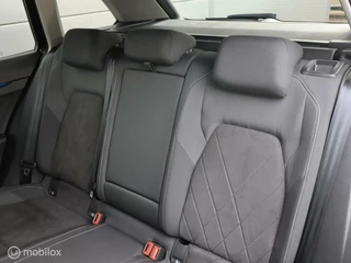 Volkswagen Golf Volkswagen Golf 1.5 TSI LED Massage CarPlay Stoelverwarming - afbeelding nr 15