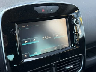 Renault Clio Renault Clio TCe 90 Limited Navi Airco Bluetooth Cruise - afbeelding nr 30