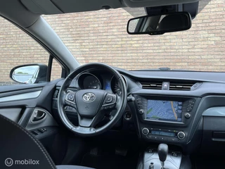 Toyota Avensis Toyota Avensis 1.8 VVT-i Dynamic | Camera| Stoelverw| AUT - afbeelding nr 4