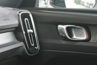 Volvo XC40 Volvo XC40 T4 Recharge R-Design | Parkeercamera | Glossy Black | Keyless - afbeelding nr 34