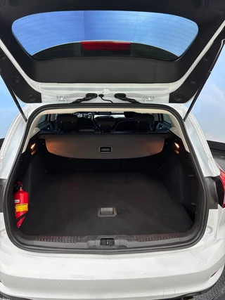Ford Focus Ford Focus Wagon 1.0 EcoBoost Trend Edition Business Airco| Cruise |Navi | PDC | Trekhaak - afbeelding nr 14