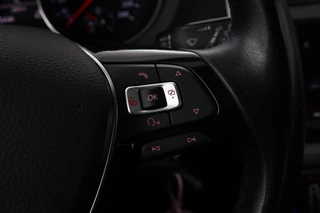 Volkswagen Polo Volkswagen Polo 1.0 TSI Edition | Carplay | Trekhaak | Airco |  Cruise control | Bluetooth - afbeelding nr 12