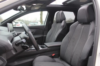 Peugeot 3008 Peugeot 3008 1.6 PureTech GT Line / Panoramdak / Camera / Navigatie / 19'' / Keyless / Half leder / Focal Audio / Dodehoek / Cruise Control - afbeelding nr 4