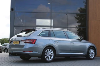 Škoda Superb Skoda Superb Combi 1.6TDI Automaat |Canton | Trekhaak | Stoelverwarming - afbeelding nr 3
