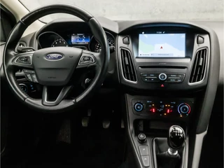 Ford Focus (APPLE CARPLAY, NAVIGATIE, CLIMATE, STOELVERWARMING, GETINT GLAS, SPORTSTOELEN, CRUISE, PARKEERSENSOREN, NIEUWE APK, NIEUWSTAAT) - afbeelding nr 7