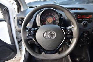 Toyota Aygo Toyota Aygo 1.0 VVT-i x-fun | Cruise control | Airco | start & stop systeem | - afbeelding nr 12