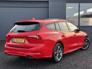 Ford Focus Ford Focus Wagon 1.0 EcoBoost ST Line Business 1e Eigenaar,Navi,Clima,Cruise,PDC V+A,125pk,6 Bak,N.A.P,APK tot 08-2025 - afbeelding nr 2