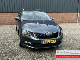 Škoda Octavia Skoda Octavia Combi 1.0 TSI Ecc/Pdc/Navigatie/Chrome - afbeelding nr 3