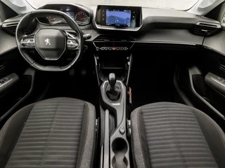Peugeot 208 (APPLE CARPLAY, GROOT NAVI, LED KOPLAMPEN, SPORTSTOELEN, LANE ASSIST, CRUISE, NIEUWSTAAT) - afbeelding nr 6