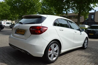 Mercedes-Benz A-Klasse Mercedes A-klasse 160 Ambition AMG Styling/Carplay/Pdc/Mooi! - afbeelding nr 21