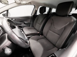 Renault Clio (NAVIGATIE, NAP, GETINT GLAS, SPORTSTOELEN, CRUISE, PARKEERSENSOREN, LM VELGEN, NIEUWE APK, NIEUWSTAAT) - afbeelding nr 13