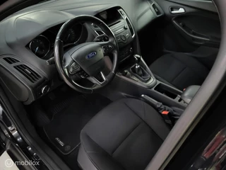 Ford Focus Ford Focus Wagon 1.0 Titanium Edition/Cruise/Airco/Trekhaak - afbeelding nr 16