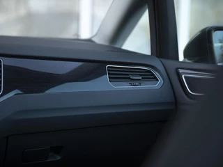 Volkswagen Golf Sportsvan Volkswagen Golf Sportsvan 1.5TSi 150pk ACT DSG Highline | LED | Pano | Trekhaak wegklapb. | Park Assist | Voorruitverwarming | Camera achter | Winterpakket | Navi | ACC | Alarm | Spiegelpakket - afbeelding nr 29