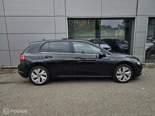 Volkswagen Golf Volkswagen Golf 1.5 eTSI Style DSG Panorama/IQ Light/Memory - afbeelding nr 8