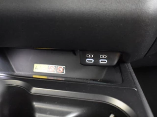 Lexus UX - afbeelding nr 30
