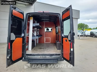 Volkswagen Crafter Volkswagen E-Crafter 136pk Elektrisch WLTP 115KM 36kWh L3H3 Automaat LED Navi Airco Cruise Camera Parkeersensoren L2H2 12m3 Airco - afbeelding nr 3
