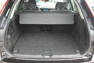 Volvo XC60 Volvo XC60 T6 Recharge AWD Inscription Exclusive | Panoramadak | Leder | Stoelverwarming | Parkeercamera | Keyless - afbeelding nr 46