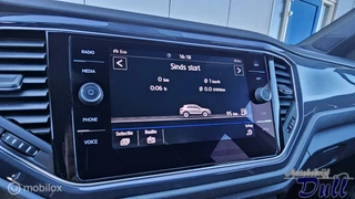 Volkswagen T-Roc Volkswagen T-Roc 1.5 TSI R-LINE 52834 KM NAVI HOOGZITTER!!! - afbeelding nr 15