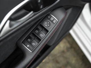 Mercedes-Benz CLA Mercedes-Benz CLA-Klasse Shooting Brake 200 AMG Aut. | Night pakket | Licht-/zichtpakket | Navi Garmin | Apple Carplay / Android auto | Stoelverwarming | LED HighPerform. | Active Park Assist | - afbeelding nr 43
