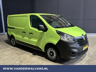 Renault Trafic Renault Trafic 1.6 dCi L1H1 Euro6 Airco | Navigatie | Cruisecontrol | Trekhaak | Parkeersensoren Bijrijdersbank - afbeelding nr 8