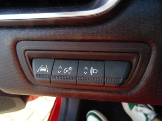 Renault Clio Renault Clio 1.0 TCe Evolution Camera, Navi, Apple CarPlay & Android Climate-control PDC-Sensoren ETC.ETC. - afbeelding nr 19