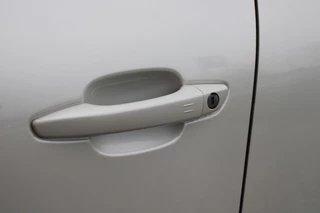 Citroën C5 Aircross Citroen C5 Aircross 1.6 Plug-in 225PK Hybrid BUSINESS | NAVIGATIE | APPLE CARPLAY/ANDROID AUTO | KEYLESS ENTRY/START | LED KOPLAMPEN | DODEHOEK DETECTIE | LICHTMETALEN VELGEN 18