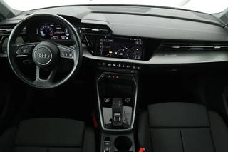 Audi A3 Audi A3 30 TFSI Business Edition | Virtual Cockpit |  Sportstoelen | Carplay | Climate control | Full LED | Cruise control | PDC | Navigatie - afbeelding nr 7