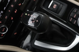 BMW 2 Serie BMW 2-serie Active Tourer 225i Luxury Line | Panoramadak | Leder | Head-Up |  Camera | Memory | Full LED | Navigatie | Climate control | Cruise control - afbeelding nr 19