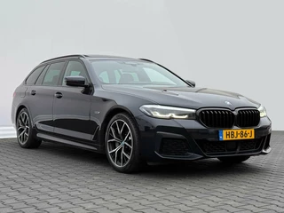 BMW 5 Serie BMW 5-serie Touring 530e M-Sport | Panoramadak | Leder | Driving Assist Prof | Trekhaak - afbeelding nr 11