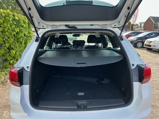 Opel Astra Opel Astra Sports Tourer 1.2 Business Edition - afbeelding nr 20