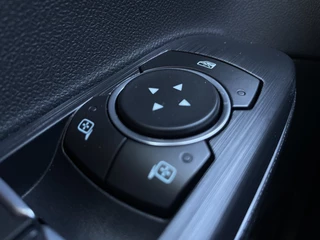 Ford Kuga Plug-in Hybrid | Navigatie | Stoelverwarming - afbeelding nr 18