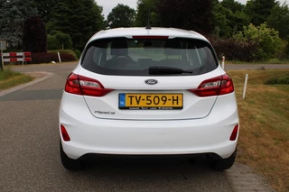Ford Fiesta Ford Fiesta 1.1 Trend airco/navi/cruise/carplay+android auto/lm velgen 5-drs - afbeelding nr 21