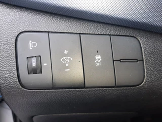Hyundai i10 Hyundai i10 1.0 Automaat Airco Parkeersensoren - afbeelding nr 9