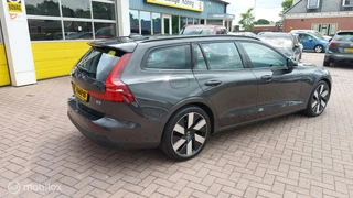 Volvo V60 Volvo V60 2.0 B3 Essential Edition - afbeelding nr 3