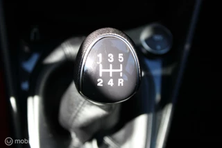 Ford Fiesta Ford Fiesta 1.1 Trend, Navigatiesysteem full map, Parkeersensor achter, Cruise control, Rijstrooksensor met correctie - afbeelding nr 35