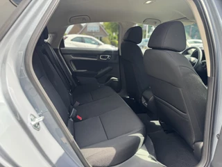 Honda Civic Honda Civic 2.0 e:HEV Elegance € 1850 KORTING! Dodehoek detectie, verwarmde stoelen , All-in Rijklaarprijs - afbeelding nr 14