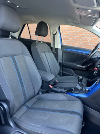 Volkswagen T-Roc Volkswagen T-Roc 1.0 TSI Sport| CARPLAY|ACC|PDC|LANE ASSIST - afbeelding nr 10