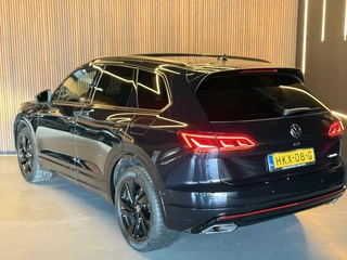 Volkswagen Touareg Volkswagen Touareg 3.0 TSi 4MOTION R PANO 360 462pk - afbeelding nr 53