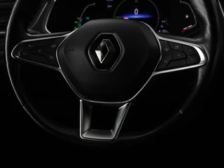 Renault Captur Renault Captur 1.6 E-Tech Hybrid 145 Initiale Paris | Leder |  Stoel & stuurverwarming | Camera | Full LED | Park Assist | Carplay | BOSE Sound - afbeelding nr 11
