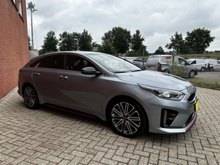 Kia ProCeed Kia ProCeed 1.6 T-GDi 204pk Automaat GT Kia ProCeed 1.6 T-GDi GT Navigatie Climate Control Electrisch bediendbare achterklep Adaptive Cruise Control Camera Dab Keyless start - afbeelding nr 12