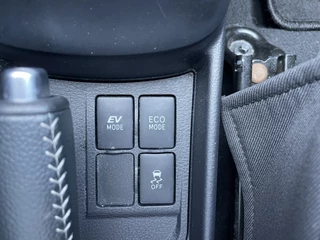 Toyota Yaris Toyota Yaris 1.5 Hybrid Dynamic | Cruise Control | Bluetooth | Elektr. Verst. - afbeelding nr 20