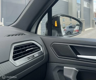 Volkswagen Tiguan Volkswagen Tiguan 1.4 TSI eHybrid 245PK 3xR-Line/HU - afbeelding nr 68