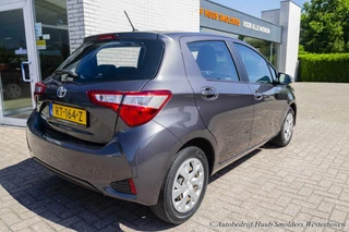 Toyota Yaris Toyota Yaris 1.0 VVT-i Aspiration met navigatie - afbeelding nr 42