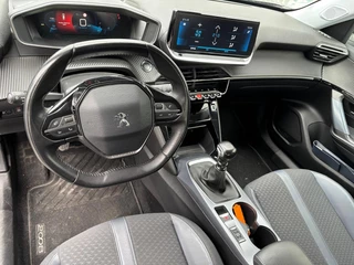Peugeot 2008 Peugeot 2008 1.2 PureTech Blue Lease Allure*ECC*NAVI*CRUISE* - afbeelding nr 2
