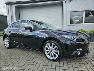 Mazda 3 Mazda 3 2.0 TS+ Bose verkeerd in zeer nette staat!! - afbeelding nr 3