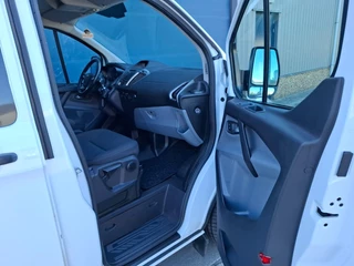 Ford Transit Custom Ford Transit Custom 290 2.0 TDCI L1H1 Trend AIRCO / CRUISE CONTROLE / TREKHAAK / EURO 6 - afbeelding nr 33